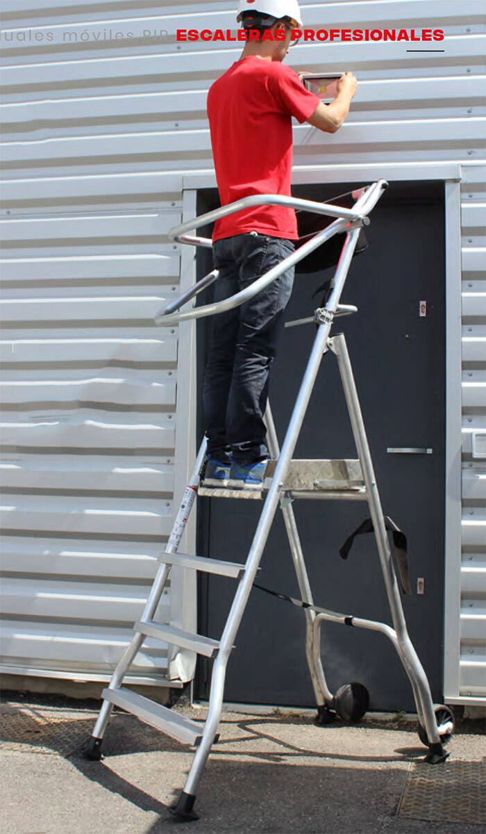 Escaleras con plataforma en seguridad 7 geekoclick